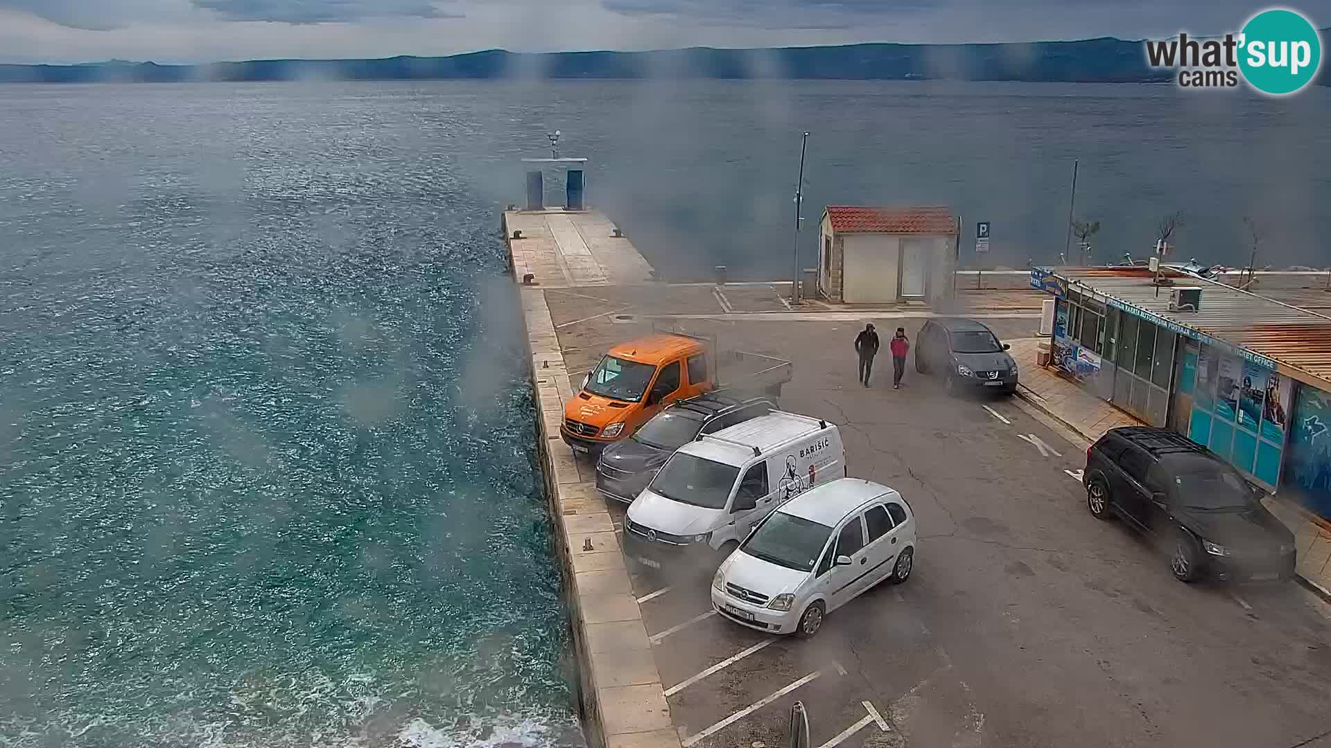 Webcam Bol Centro e Marina – Vista live dal porto di Bol
