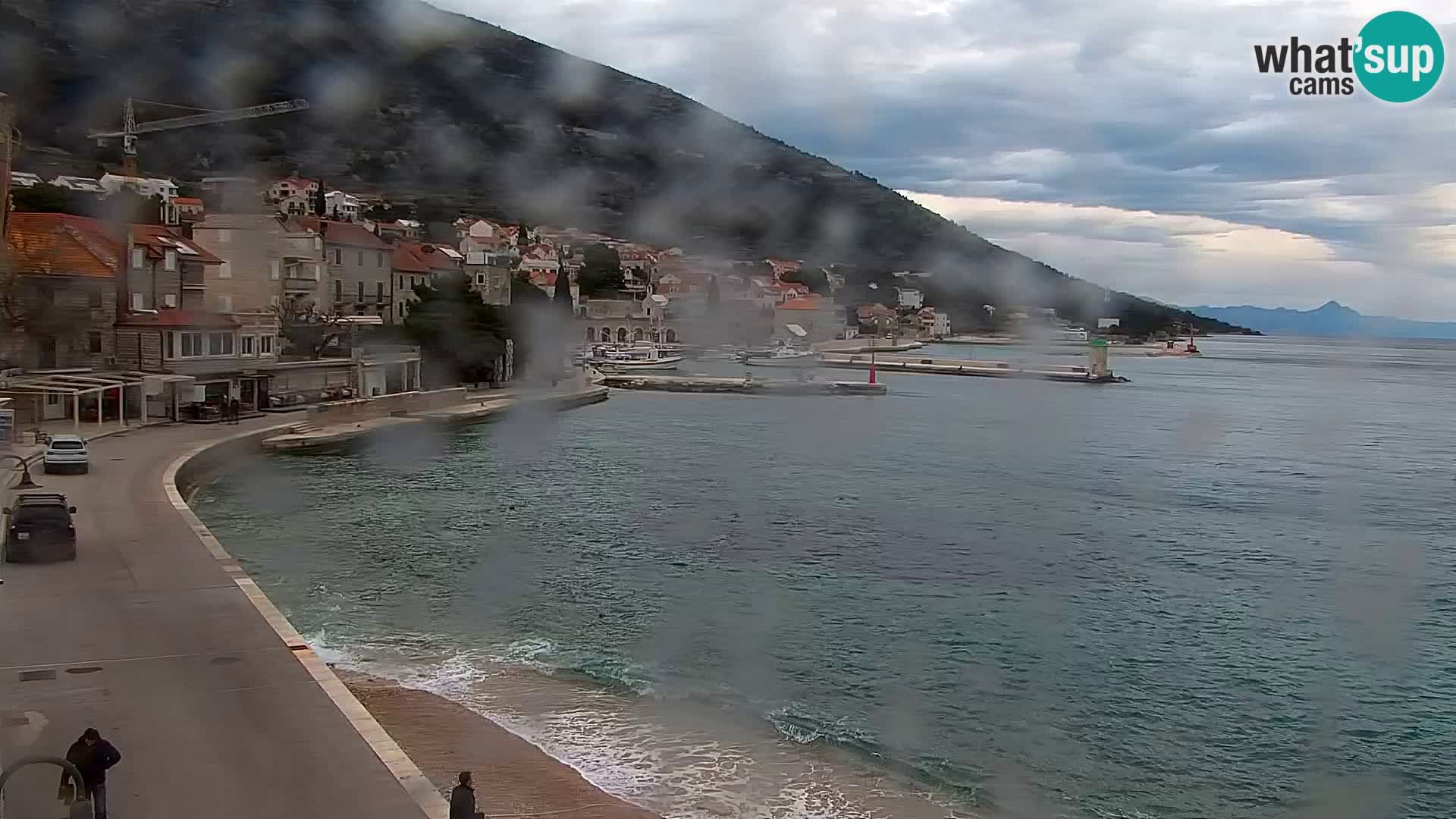 Webcam Bol Centro e Marina – Vista live dal porto di Bol