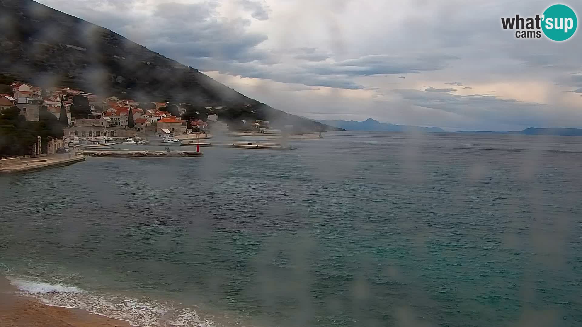 Webcam Bol Town Center & Marina – Live View from Bol, Brač