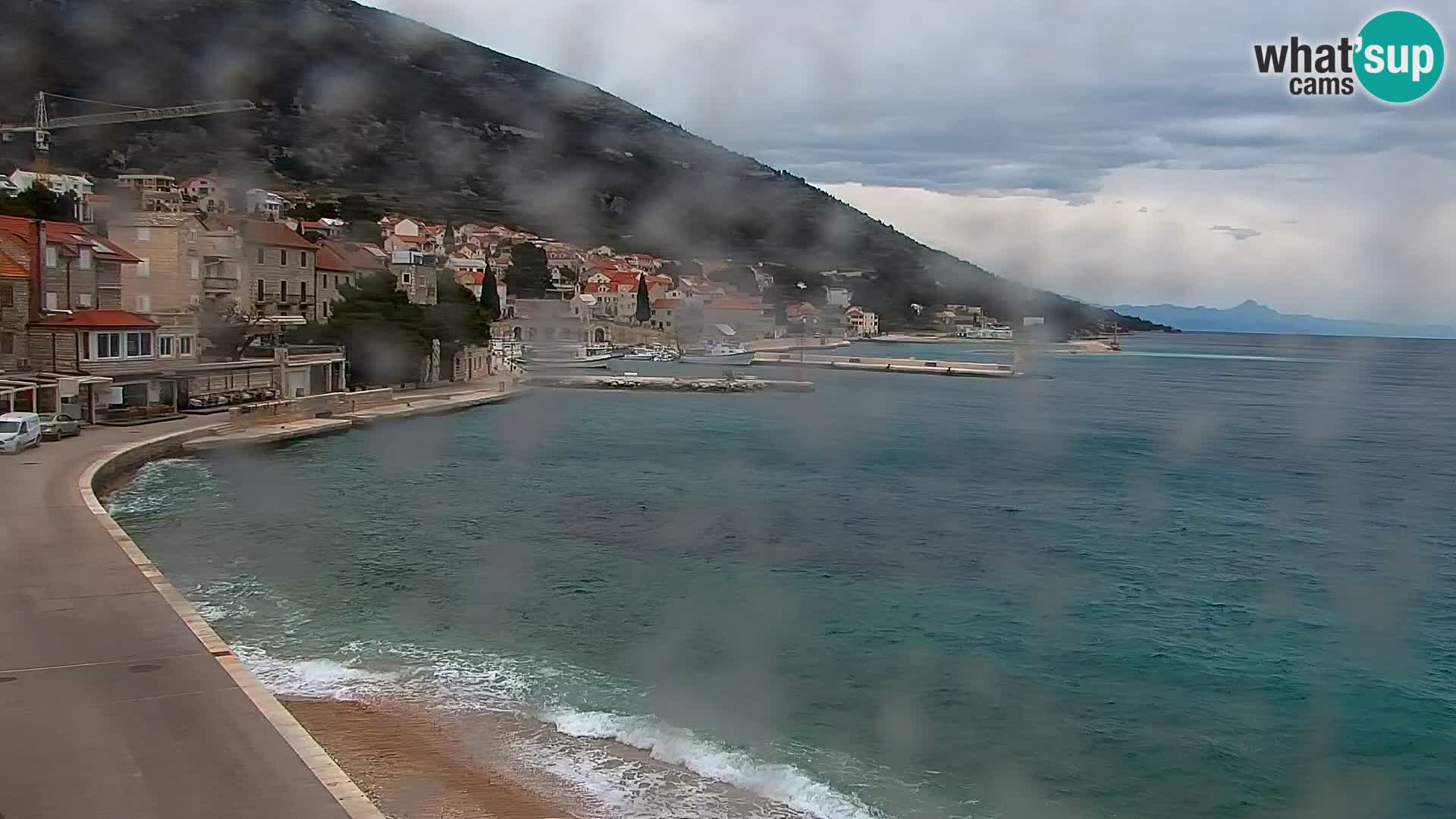 Webcam Bol Centro e Marina – Vista live dal porto di Bol