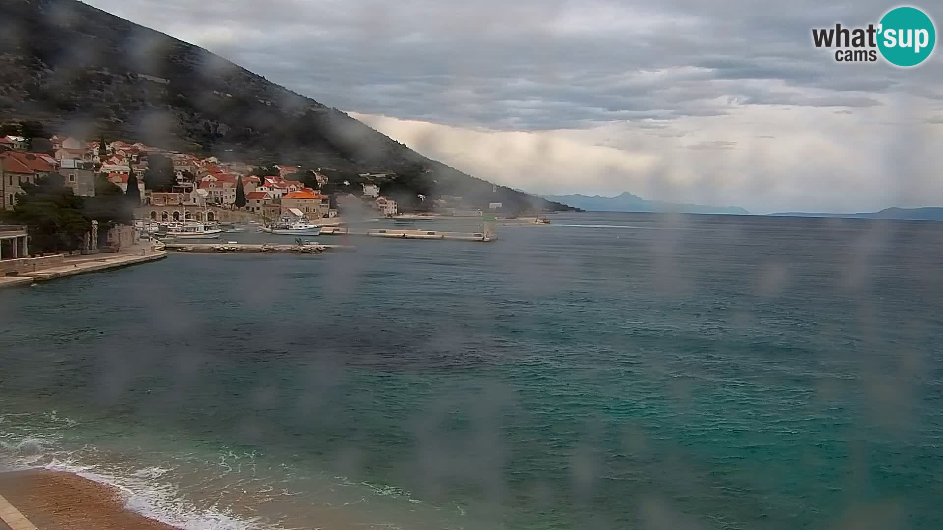 Webcam Bol Hafen & Ortszentrum – Liveblick aus Bol auf der Insel Brač