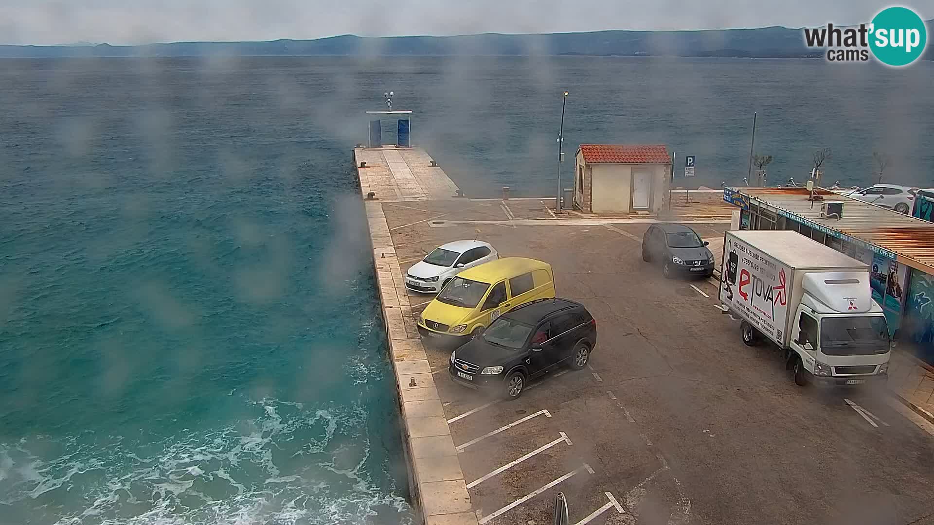 Webcam Bol Centro e Marina – Vista live dal porto di Bol