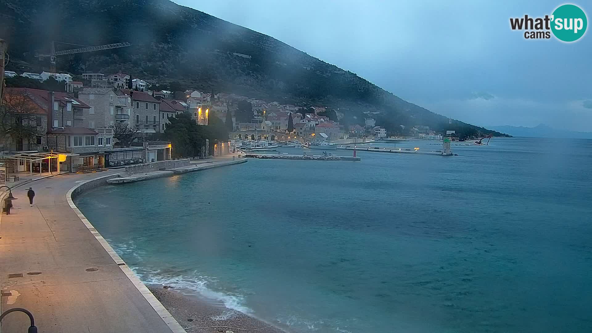 Webcam Bol Hafen & Ortszentrum – Liveblick aus Bol auf der Insel Brač
