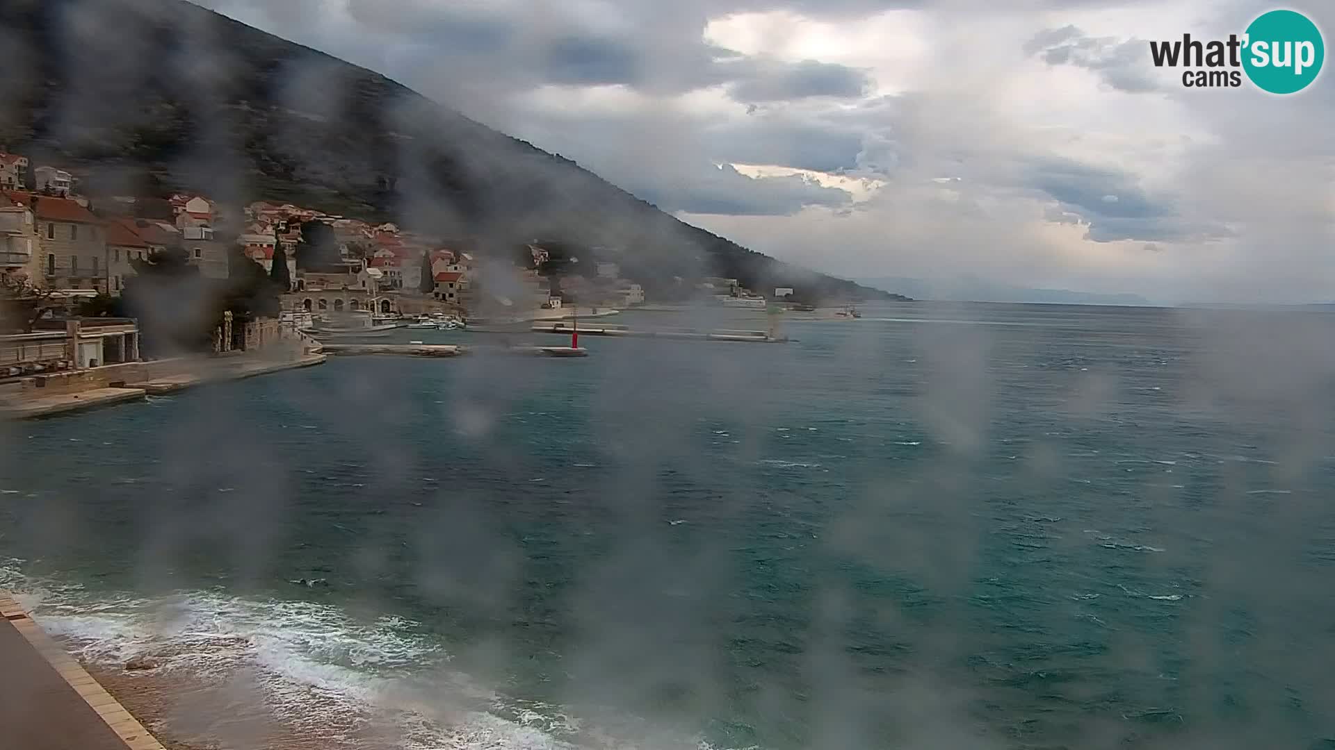 Webcam Bol Town Center & Marina – Live View from Bol, Brač