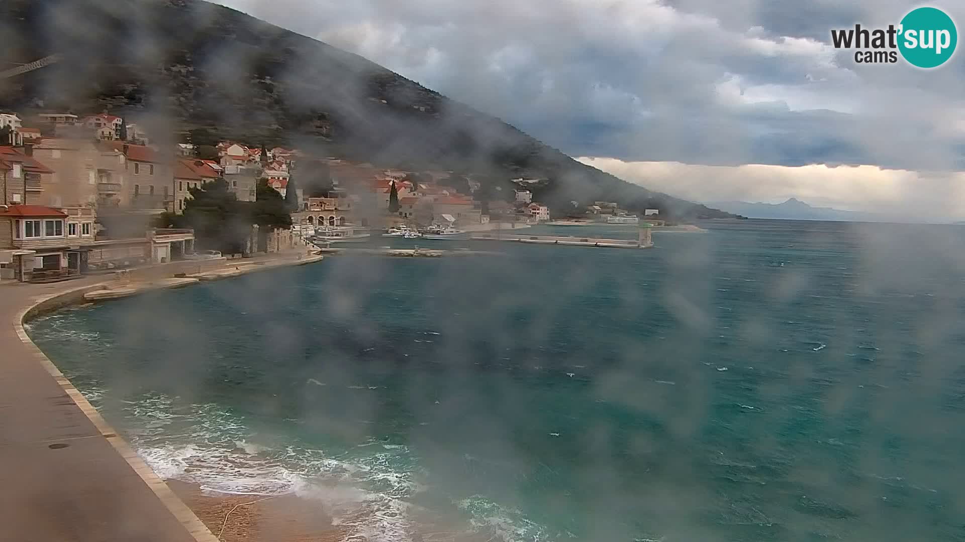 Webcam Bol Hafen & Ortszentrum – Liveblick aus Bol auf der Insel Brač