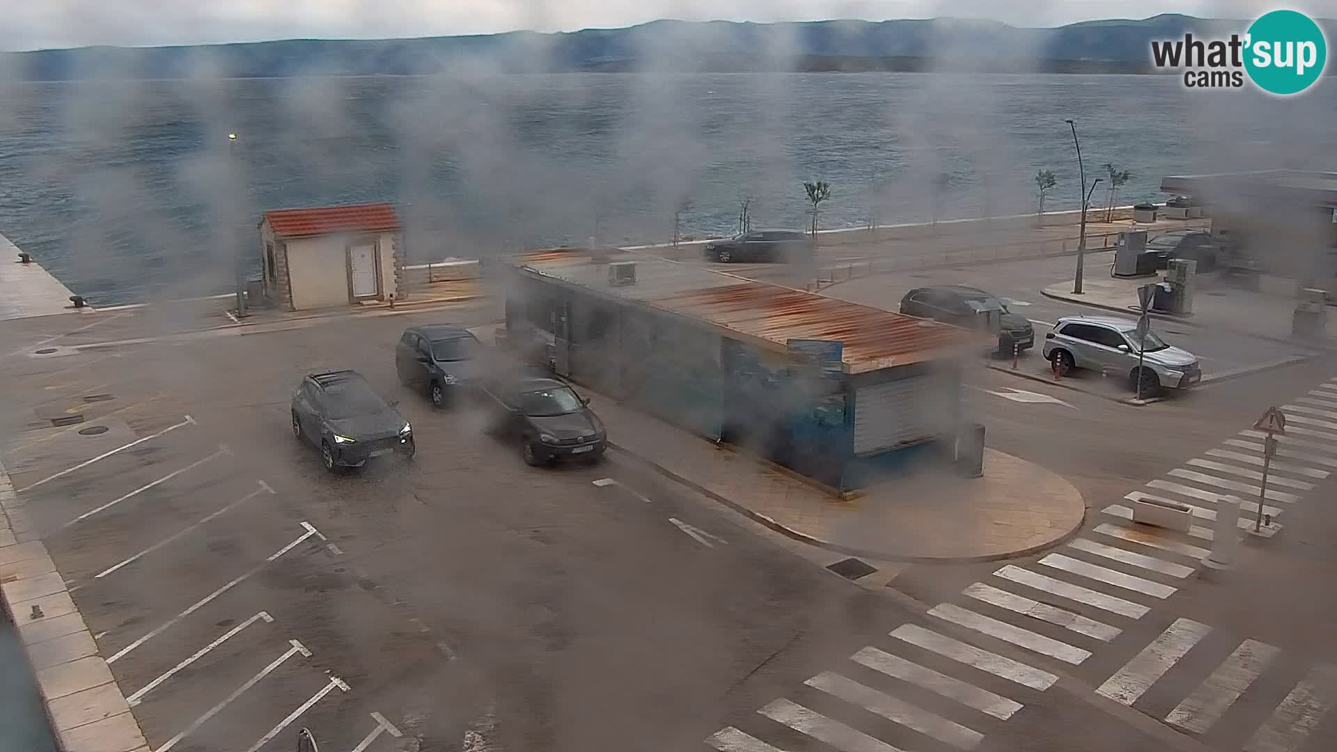 Webcam Bol Centro e Marina – Vista live dal porto di Bol