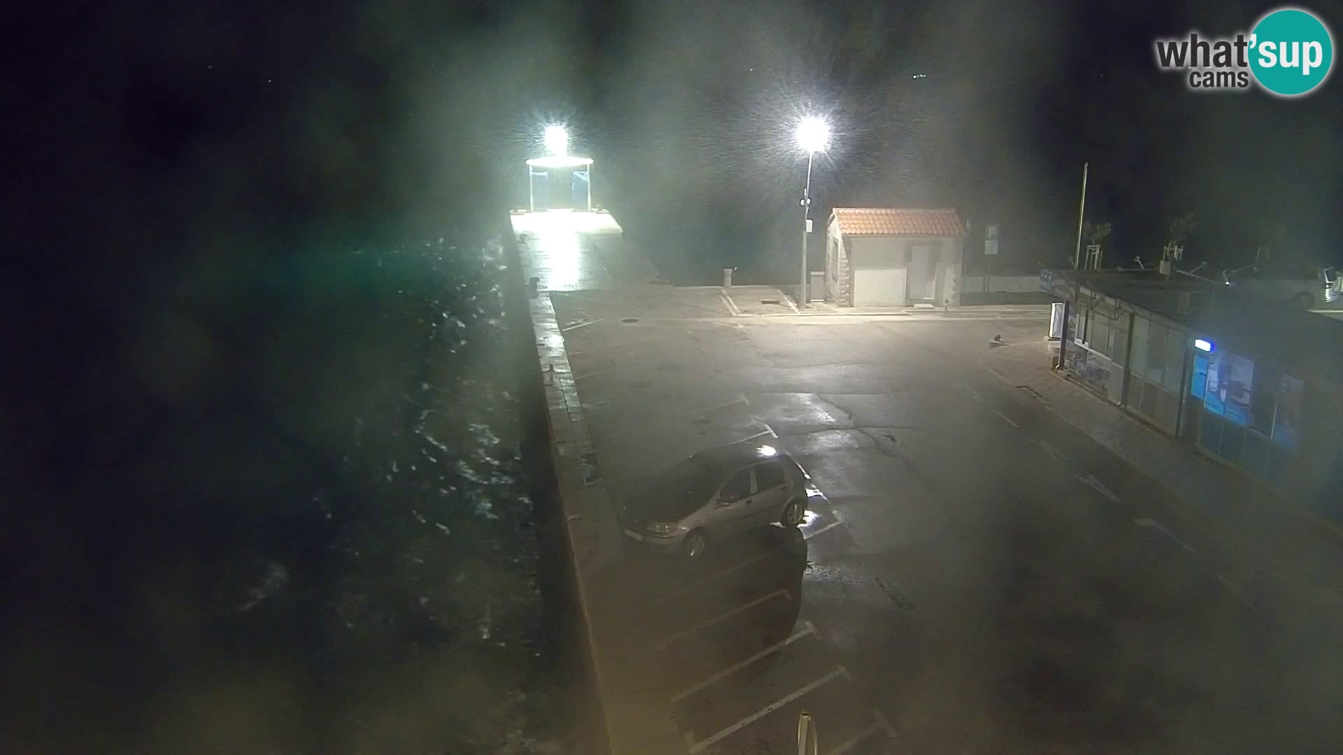 Webcam Bol Centro e Marina – Vista live dal porto di Bol