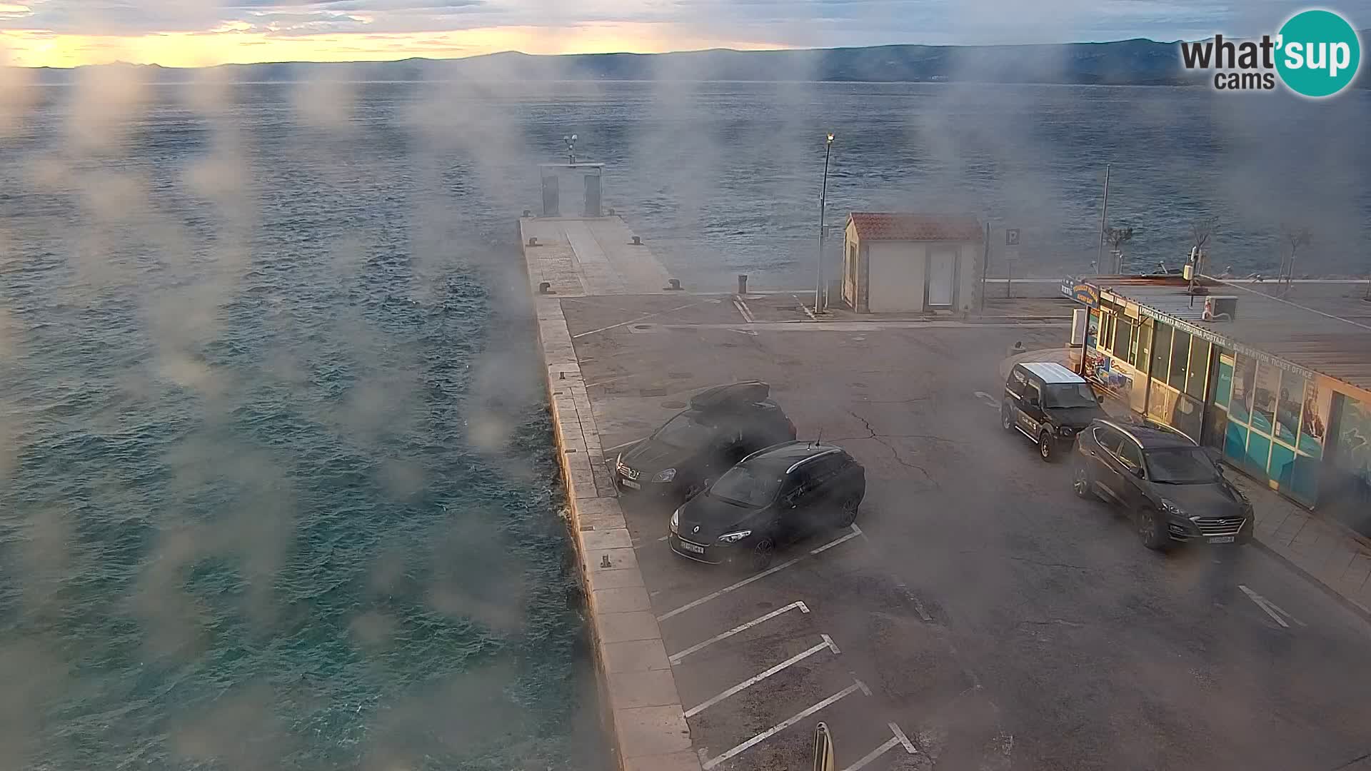 Webcam Bol Town Center & Marina – Live View from Bol, Brač