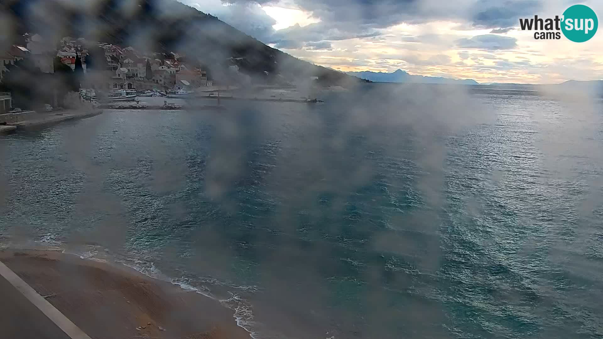 Webcam Bol Town Center & Marina – Live View from Bol, Brač