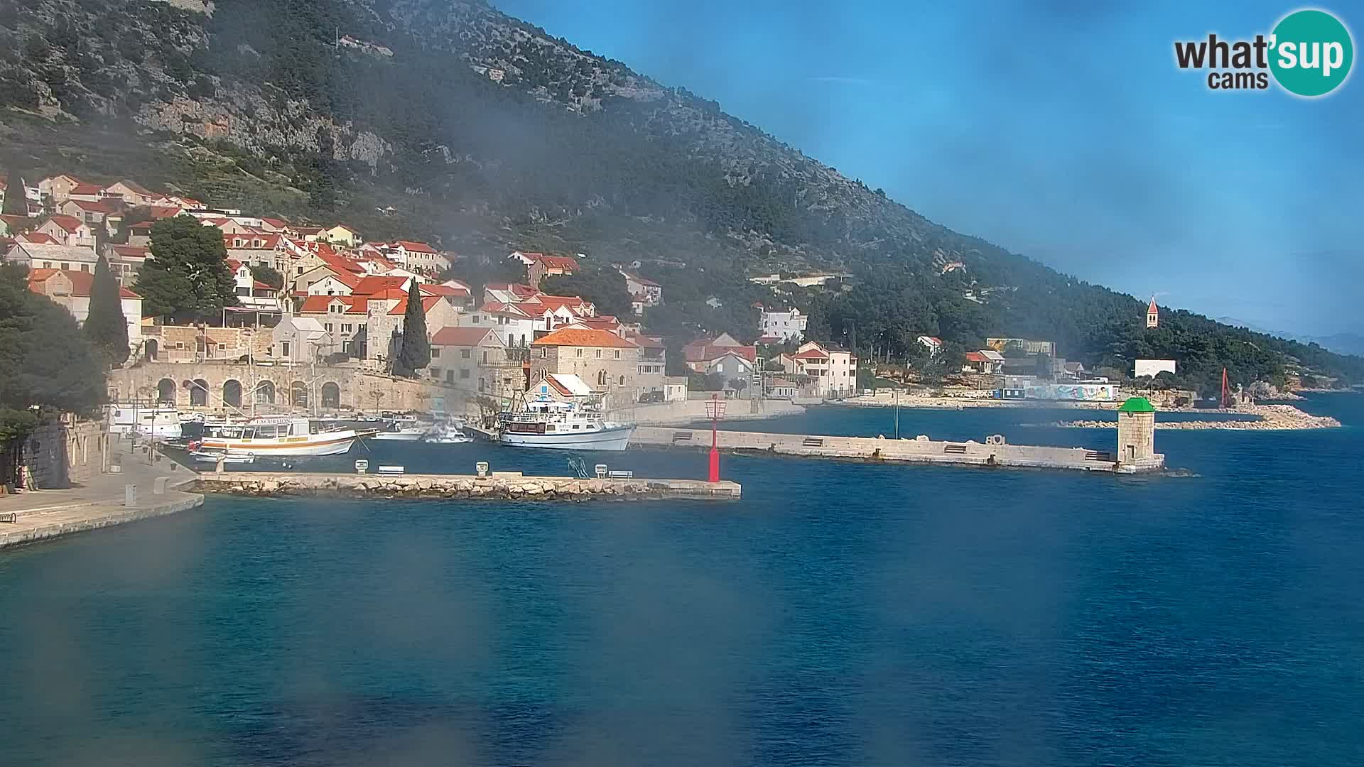 Webcam Bol Town Center & Marina – Live View from Bol, Brač