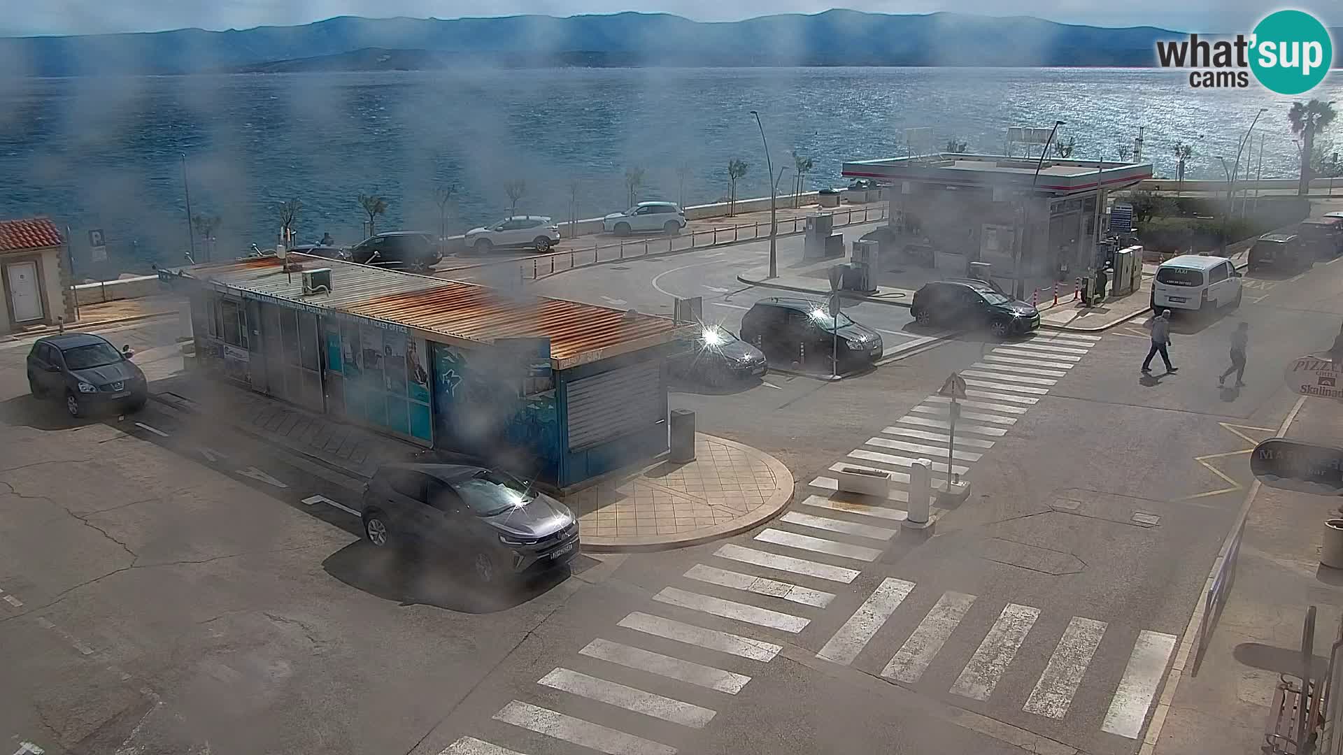 Webcam Bol Centro e Marina – Vista live dal porto di Bol