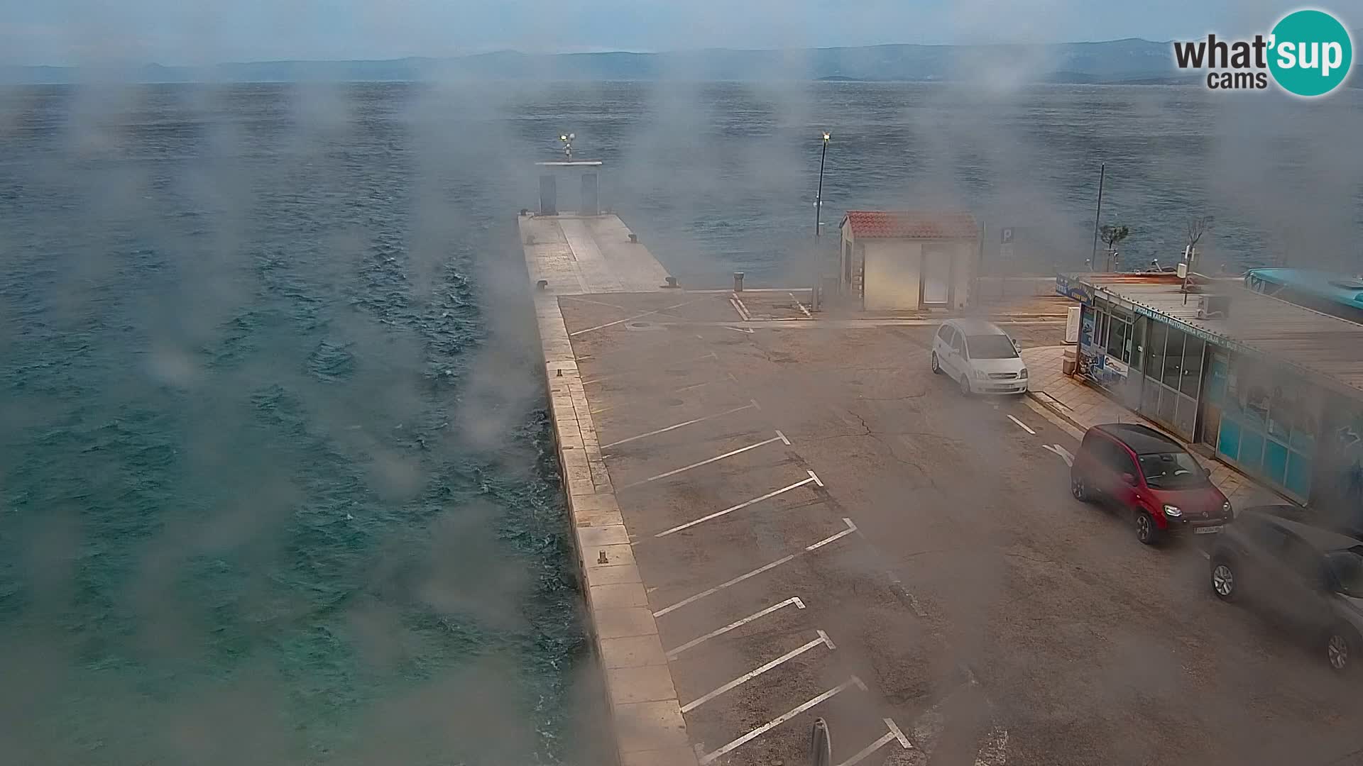 Webcam Bol Centro e Marina – Vista live dal porto di Bol