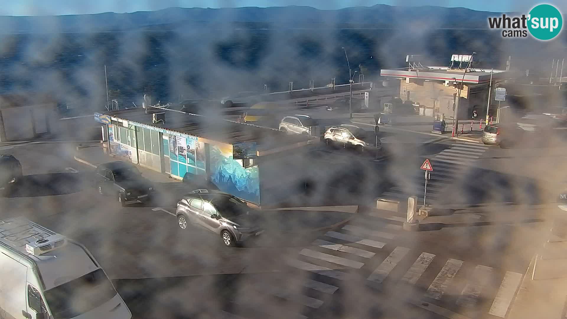 Webcam Bol Centro e Marina – Vista live dal porto di Bol