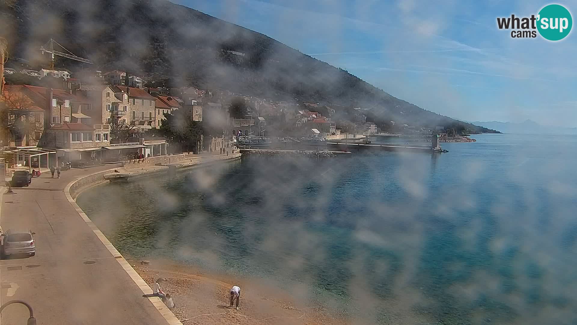 Webcam Bol Centro e Marina – Vista live dal porto di Bol