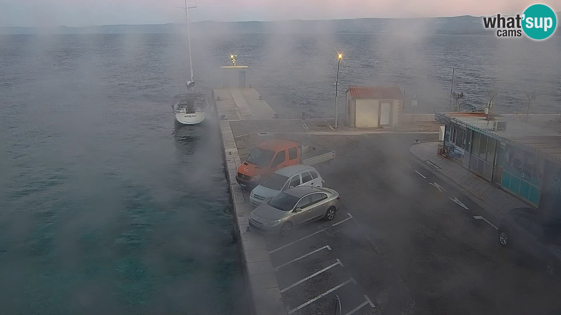 Webcam Bol Town Center & Marina – Live View from Bol, Brač
