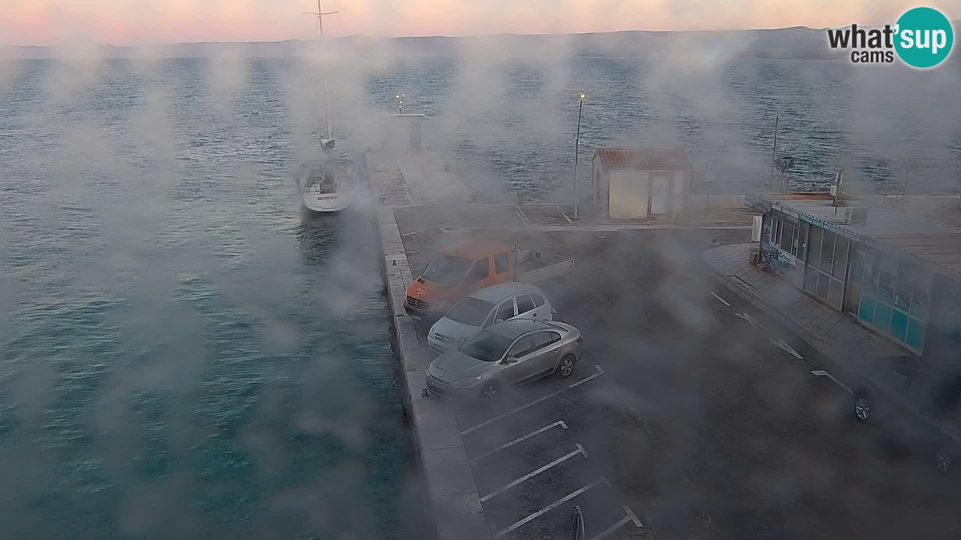 Webcam Bol Town Center & Marina – Live View from Bol, Brač