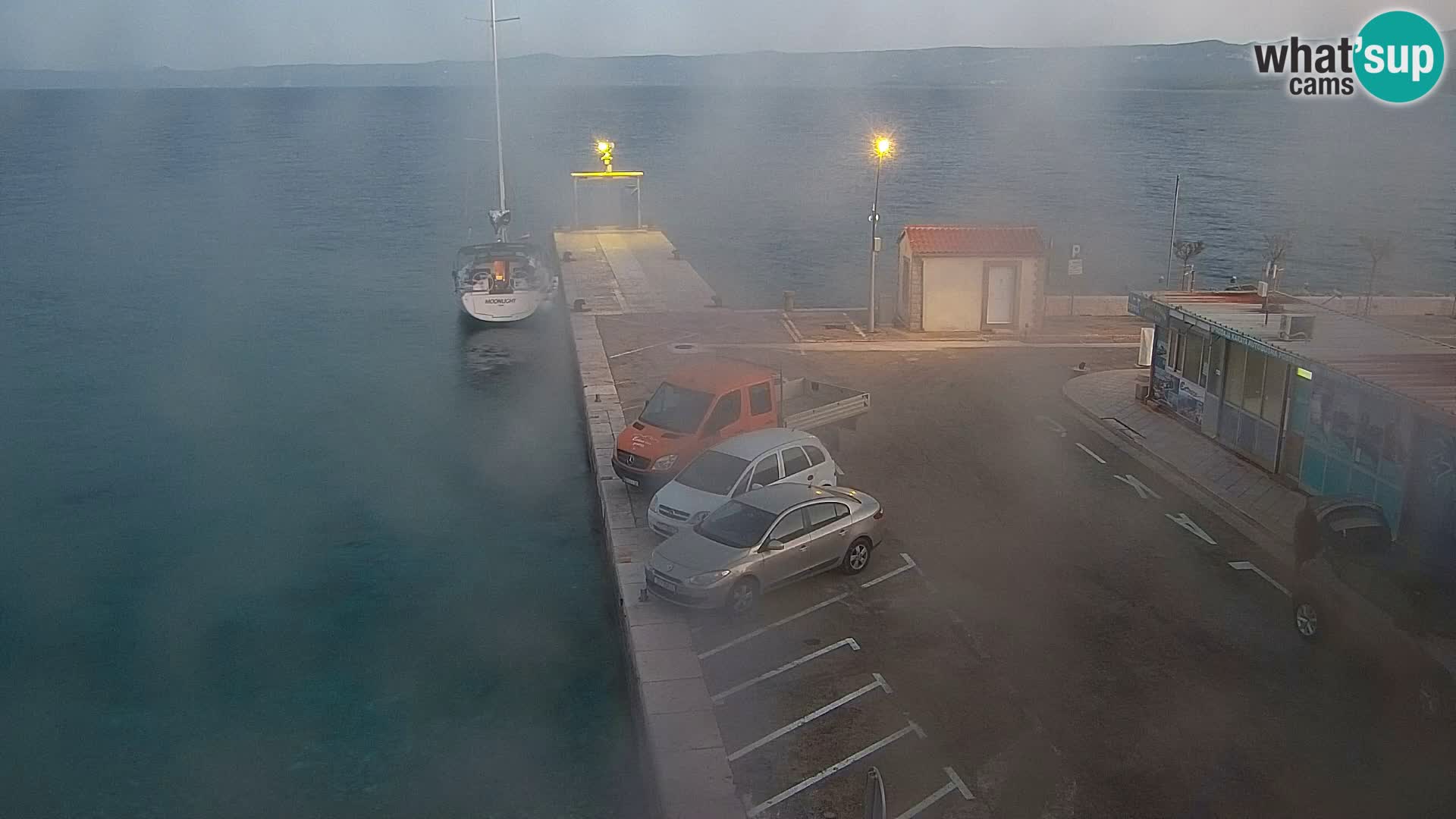 Webcam Bol Hafen & Ortszentrum – Liveblick aus Bol auf der Insel Brač