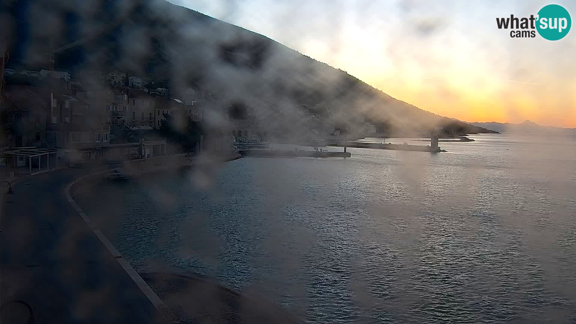 Webcam Bol Town Center & Marina – Live View from Bol, Brač