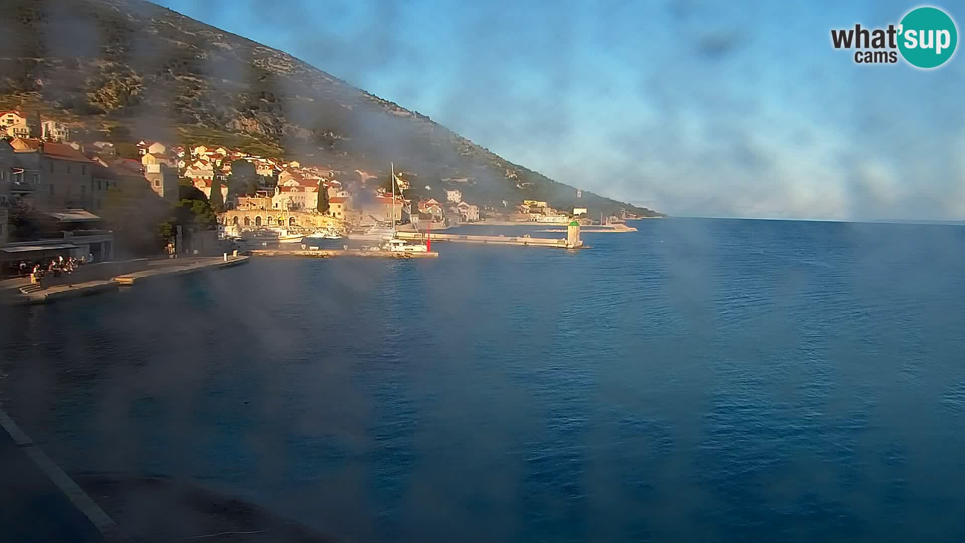 Webcam Bol Town Center & Marina – Live View from Bol, Brač