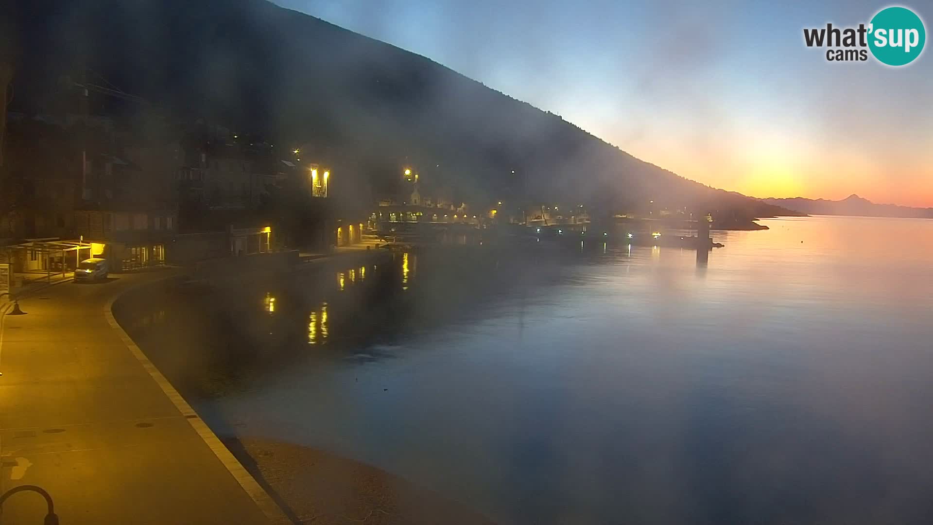 Webcam Bol Town Center & Marina – Live View from Bol, Brač