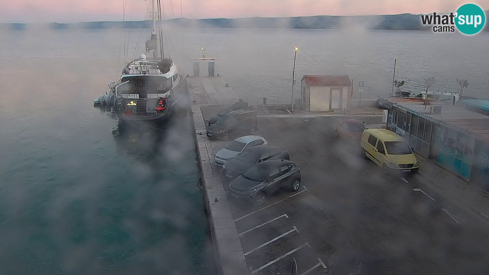 Webcam Bol Town Center & Marina – Live View from Bol, Brač