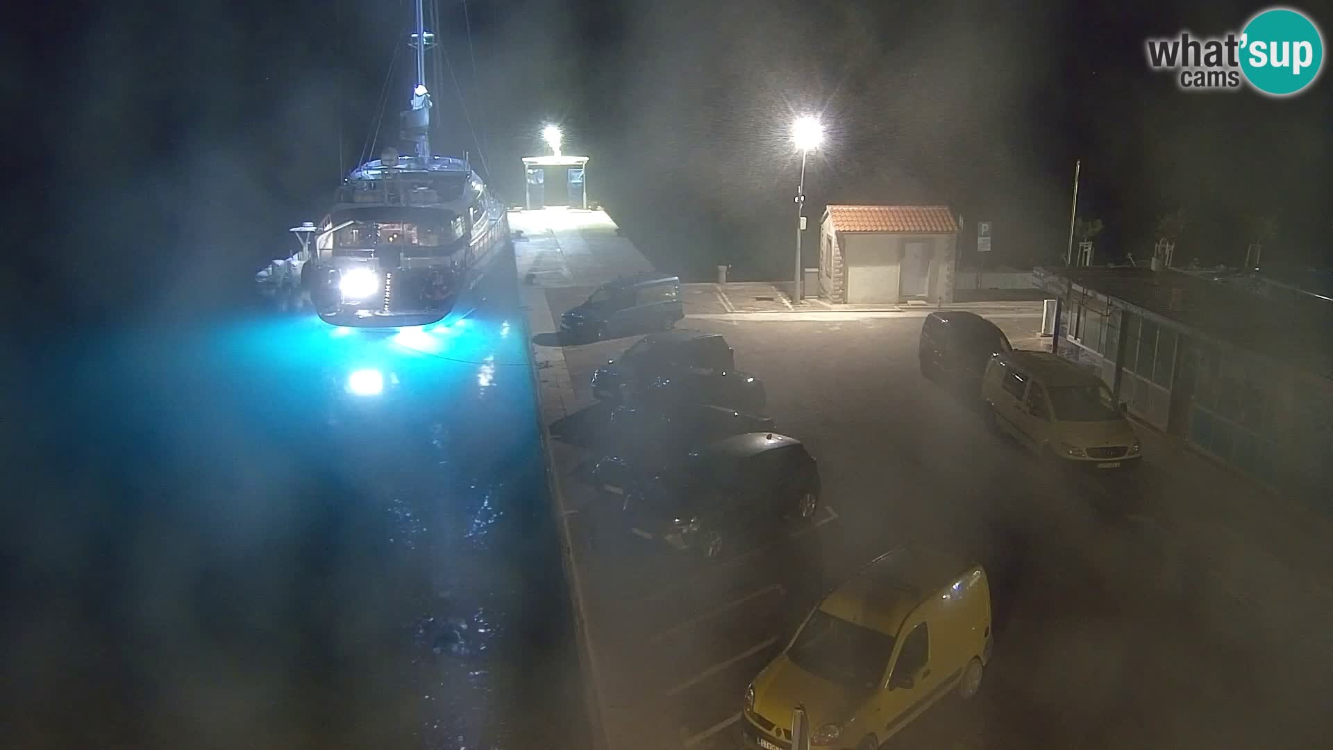 Webcam Bol Town Center & Marina – Live View from Bol, Brač