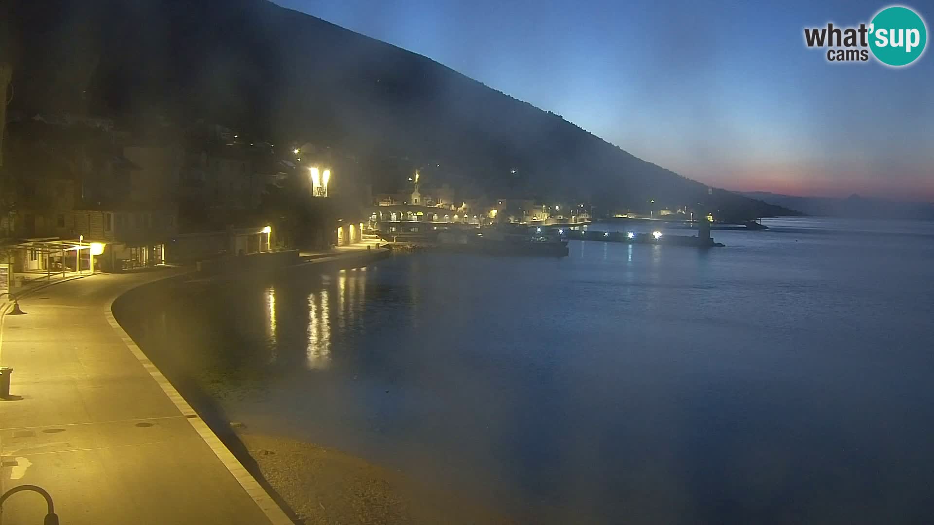 Webcam Bol Town Center & Marina – Live View from Bol, Brač