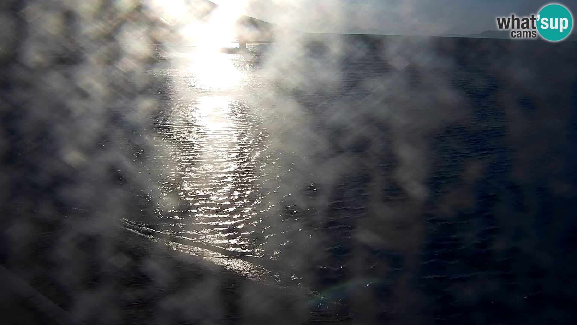 Webcam Bol Centro e Marina – Vista live dal porto di Bol