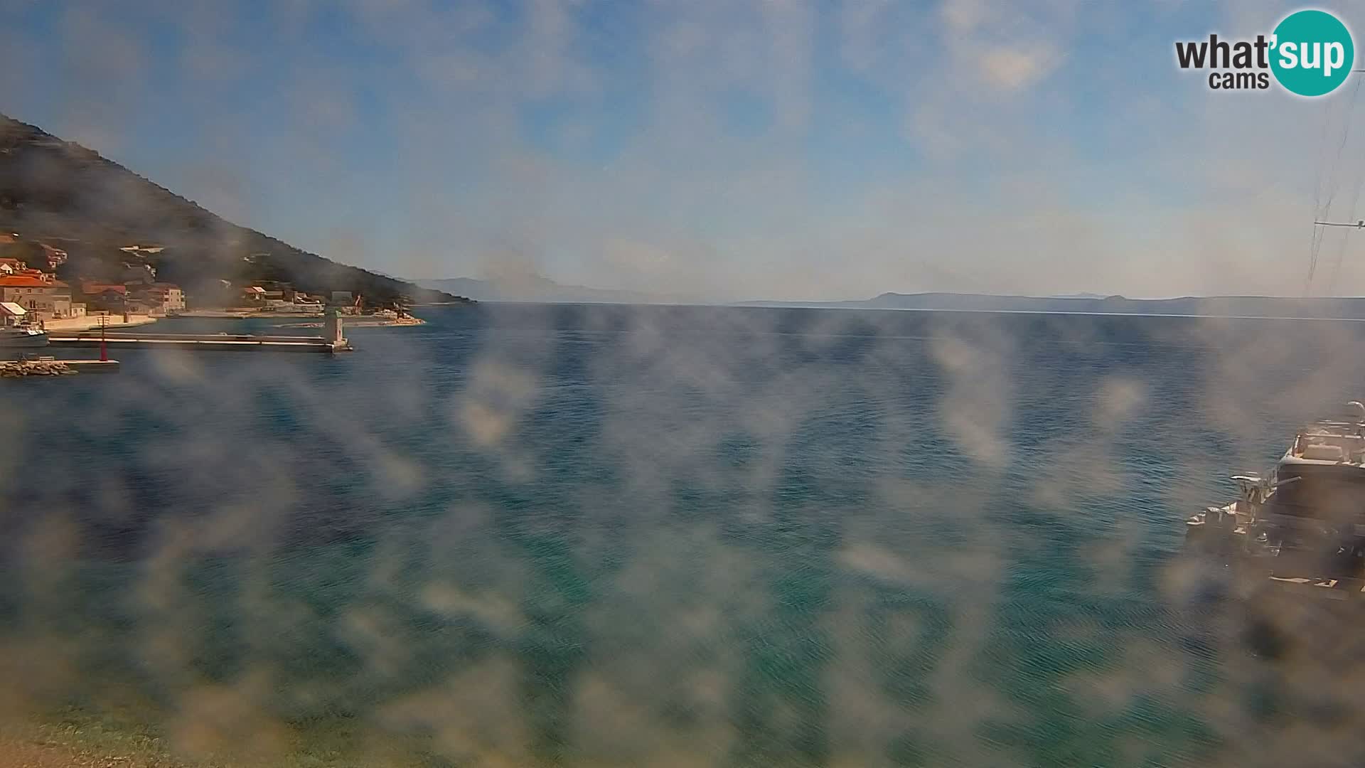 Webcam Bol Centro e Marina – Vista live dal porto di Bol