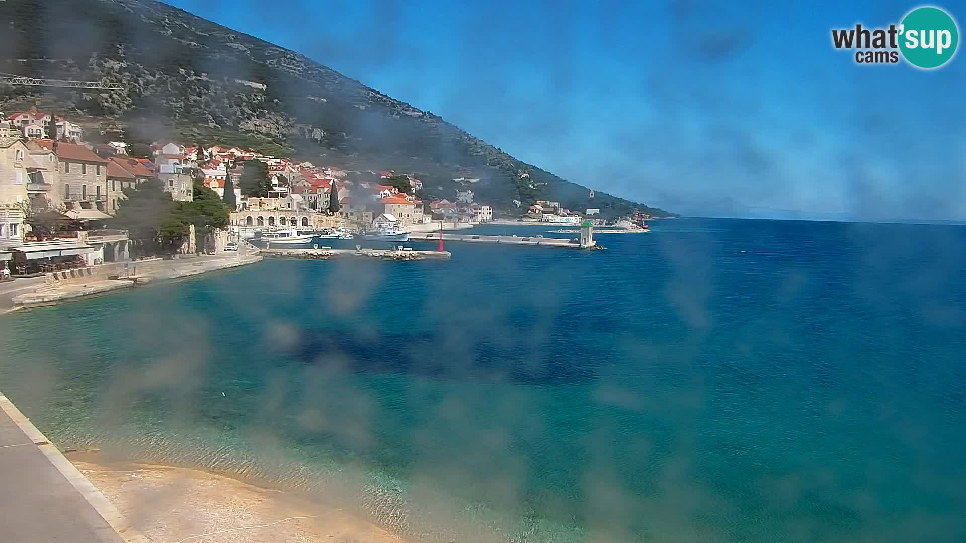Webcam Bol Hafen & Ortszentrum – Liveblick aus Bol auf der Insel Brač