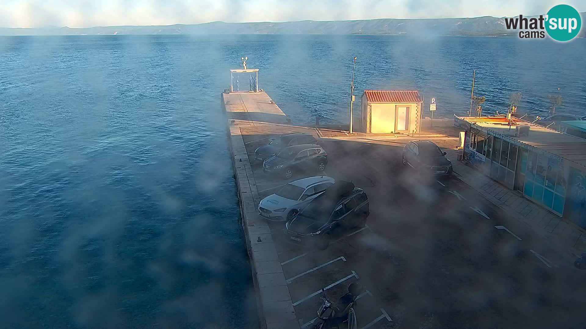 Webcam Bol Centro e Marina – Vista live dal porto di Bol