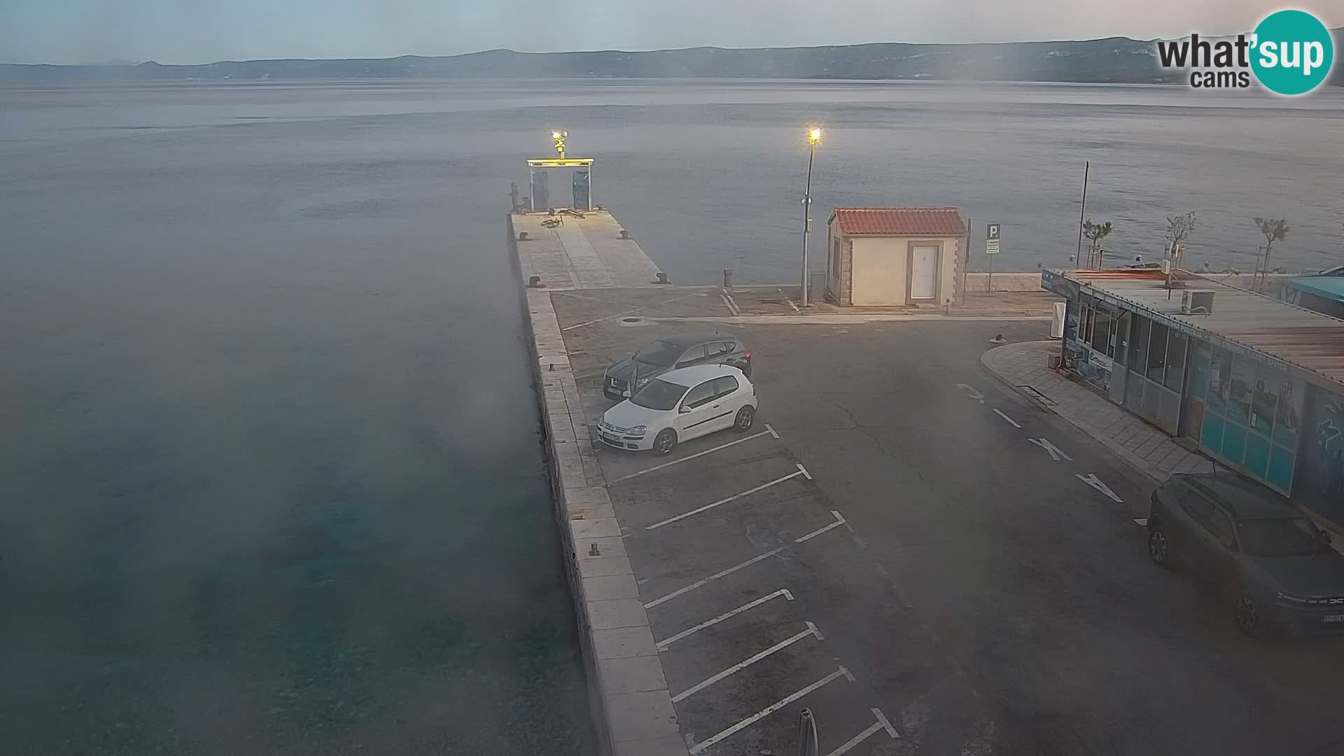 Webcam Bol Centro e Marina – Vista live dal porto di Bol