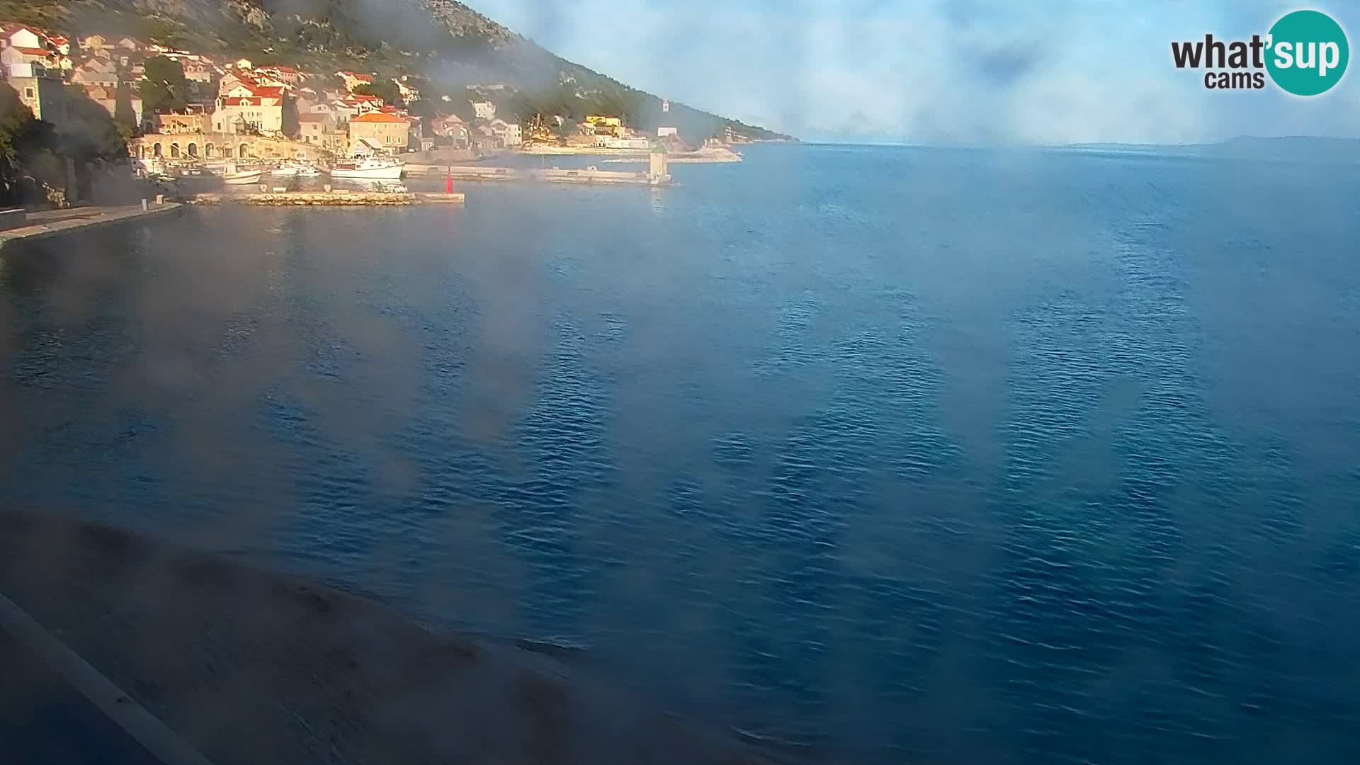 Webcam Bol Centro e Marina – Vista live dal porto di Bol