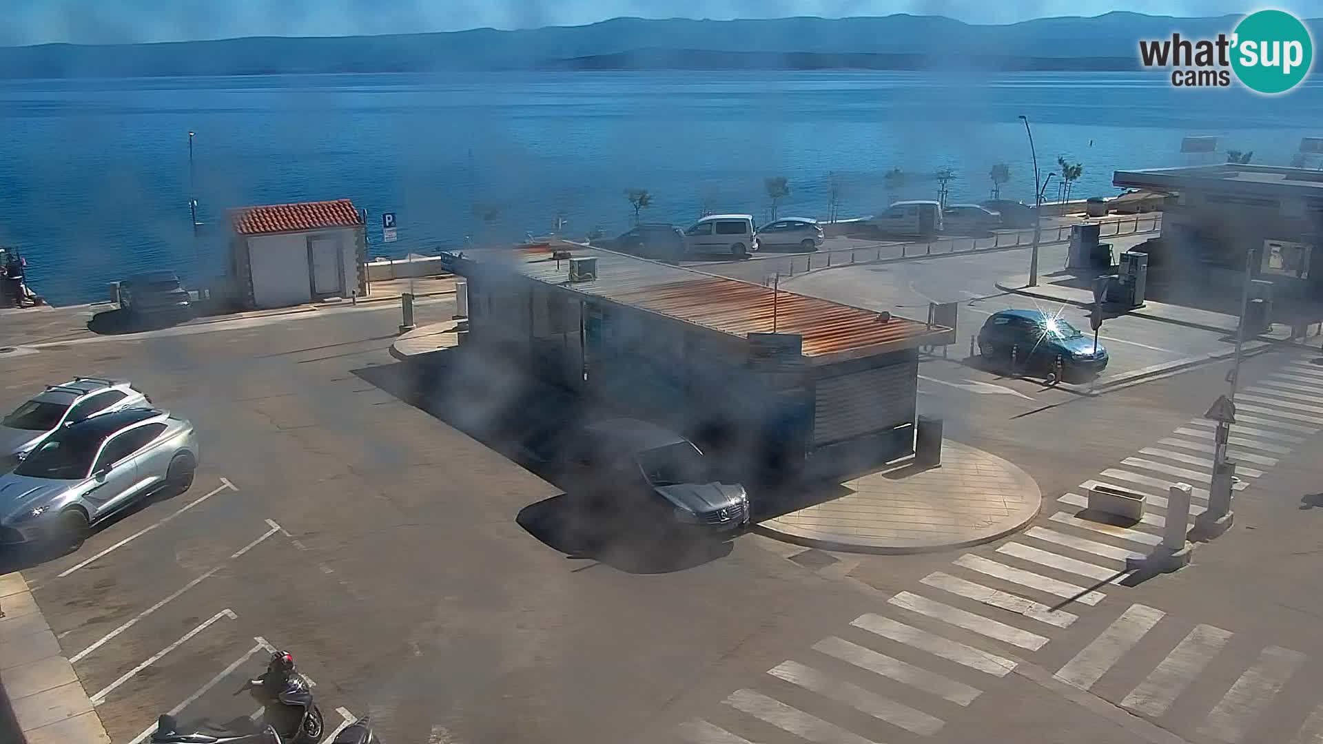 Webcam Bol Centro e Marina – Vista live dal porto di Bol