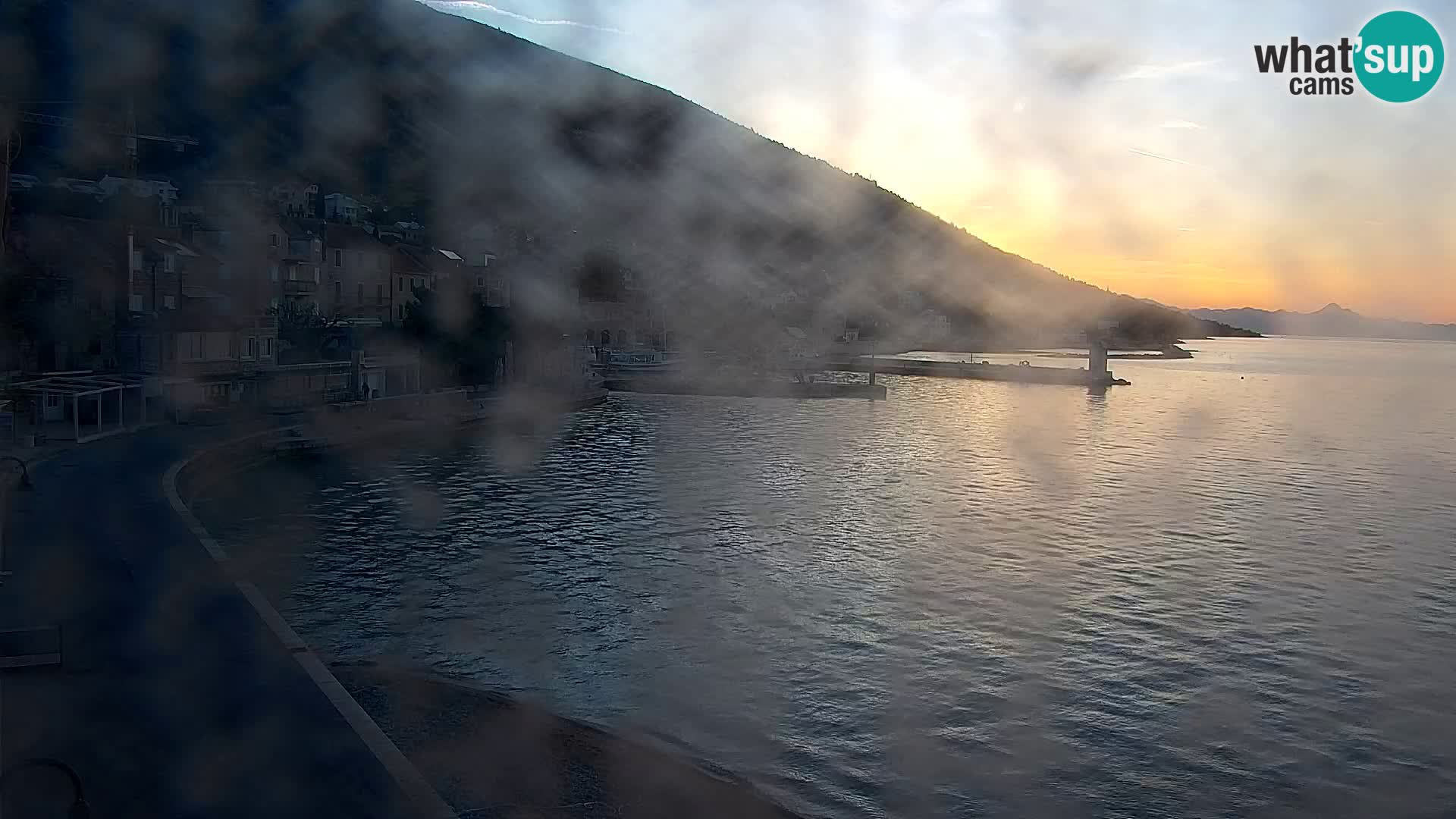 Webcam Bol Hafen & Ortszentrum – Liveblick aus Bol auf der Insel Brač