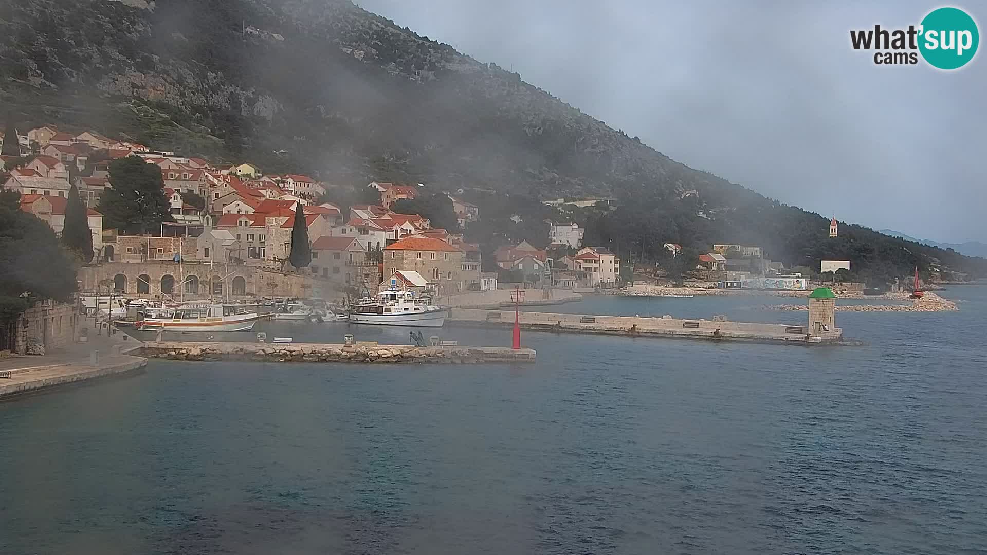 Webcam Bol Centro e Marina – Vista live dal porto di Bol