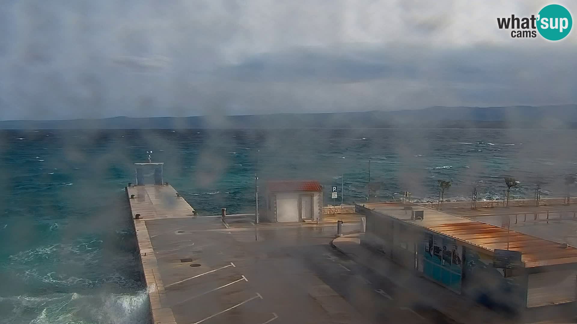 Webcam Bol Centro e Marina – Vista live dal porto di Bol