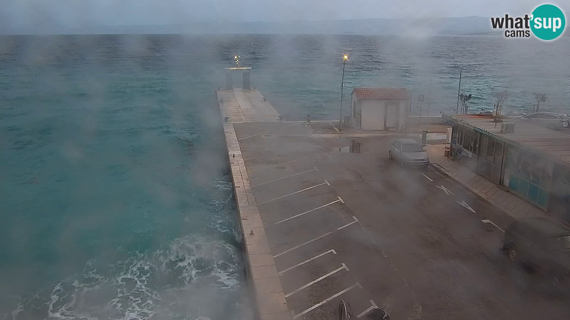 Webcam Bol Centro e Marina – Vista live dal porto di Bol