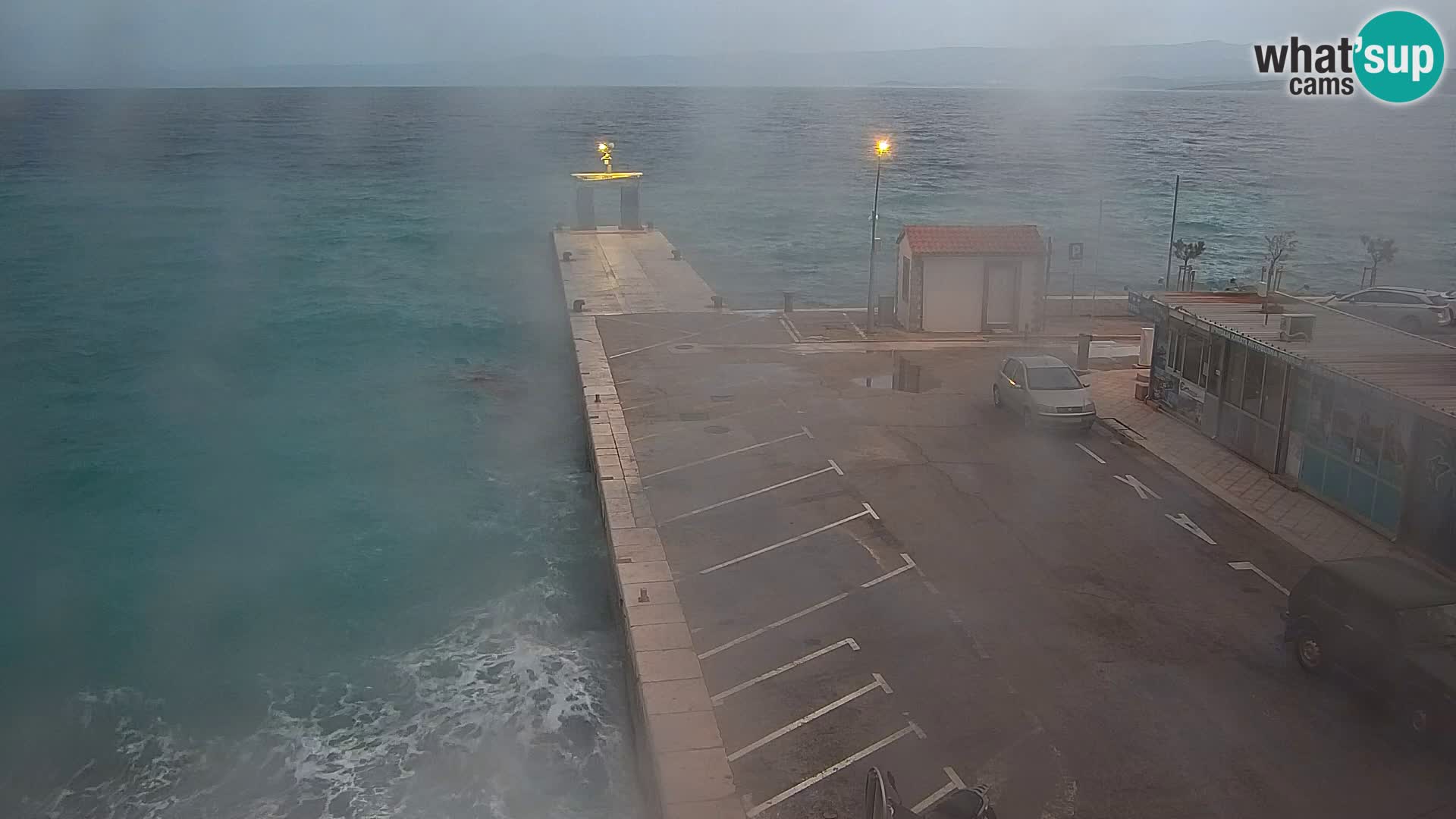 Webcam Bol Centro e Marina – Vista live dal porto di Bol