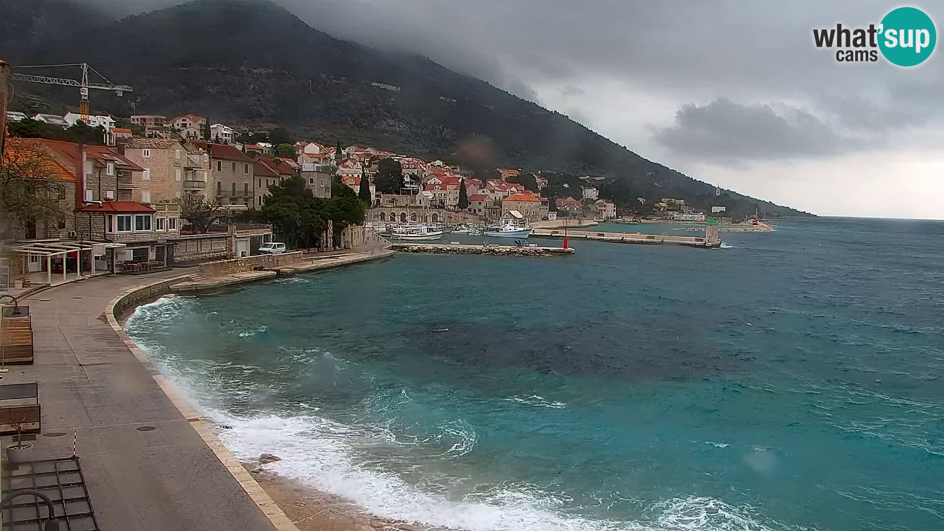 Webcam Bol Centro e Marina – Vista live dal porto di Bol