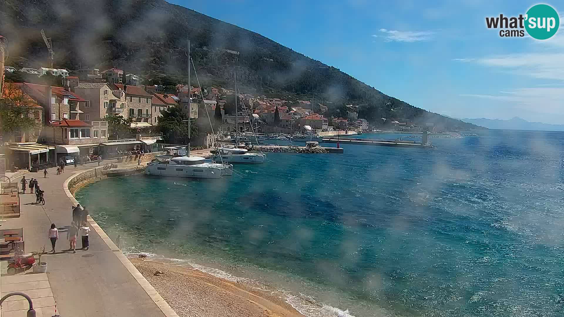 Webcam Bol Town Center & Marina – Live View from Bol, Brač