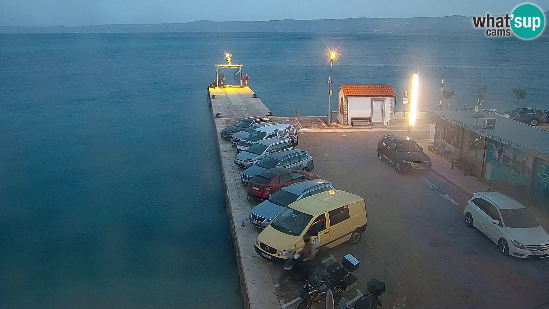 Webcam Bol Town Center & Marina – Live View from Bol, Brač