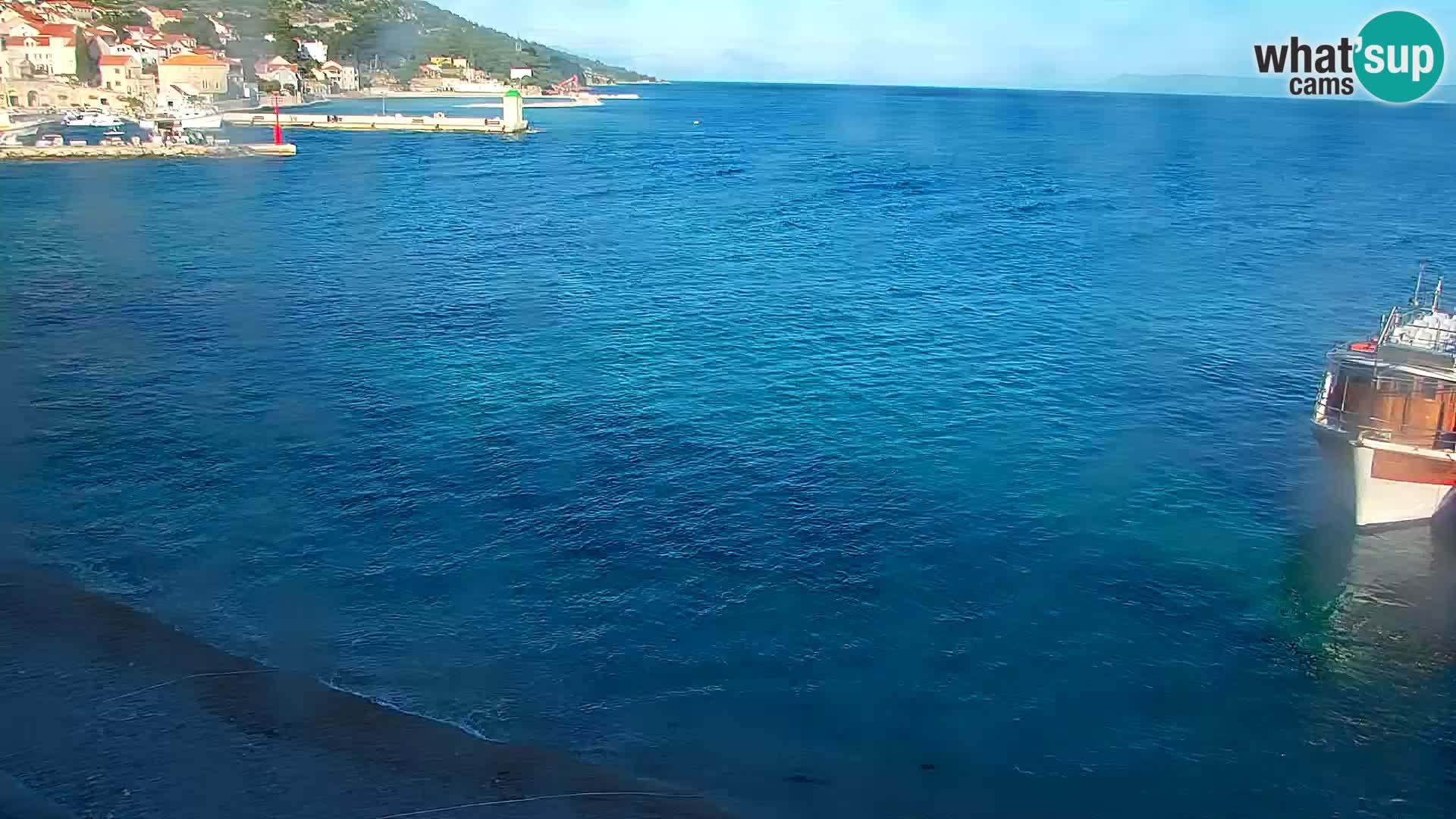 Webcam Bol Hafen & Ortszentrum – Liveblick aus Bol auf der Insel Brač