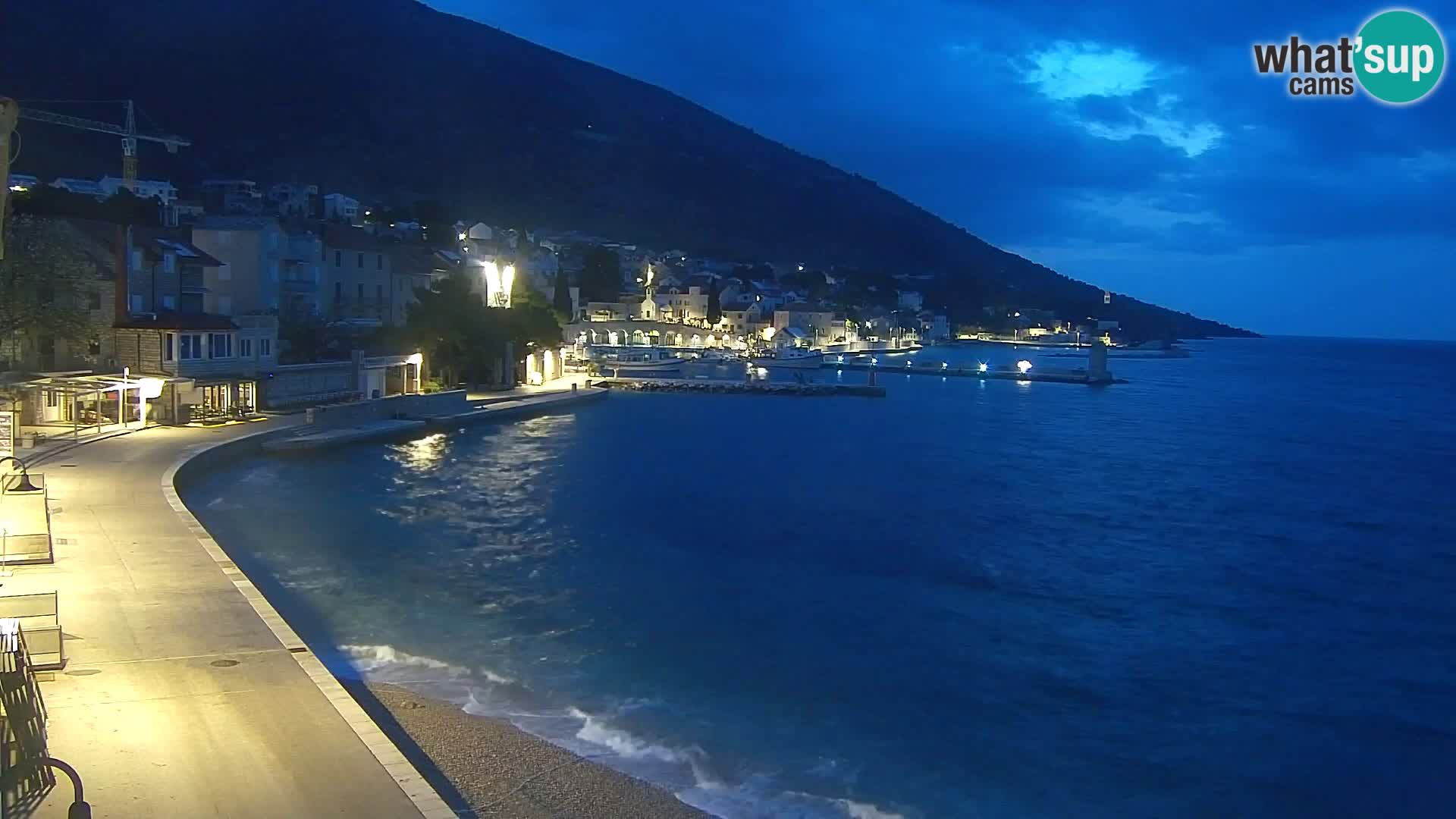 Webcam Bol Hafen & Ortszentrum – Liveblick aus Bol auf der Insel Brač