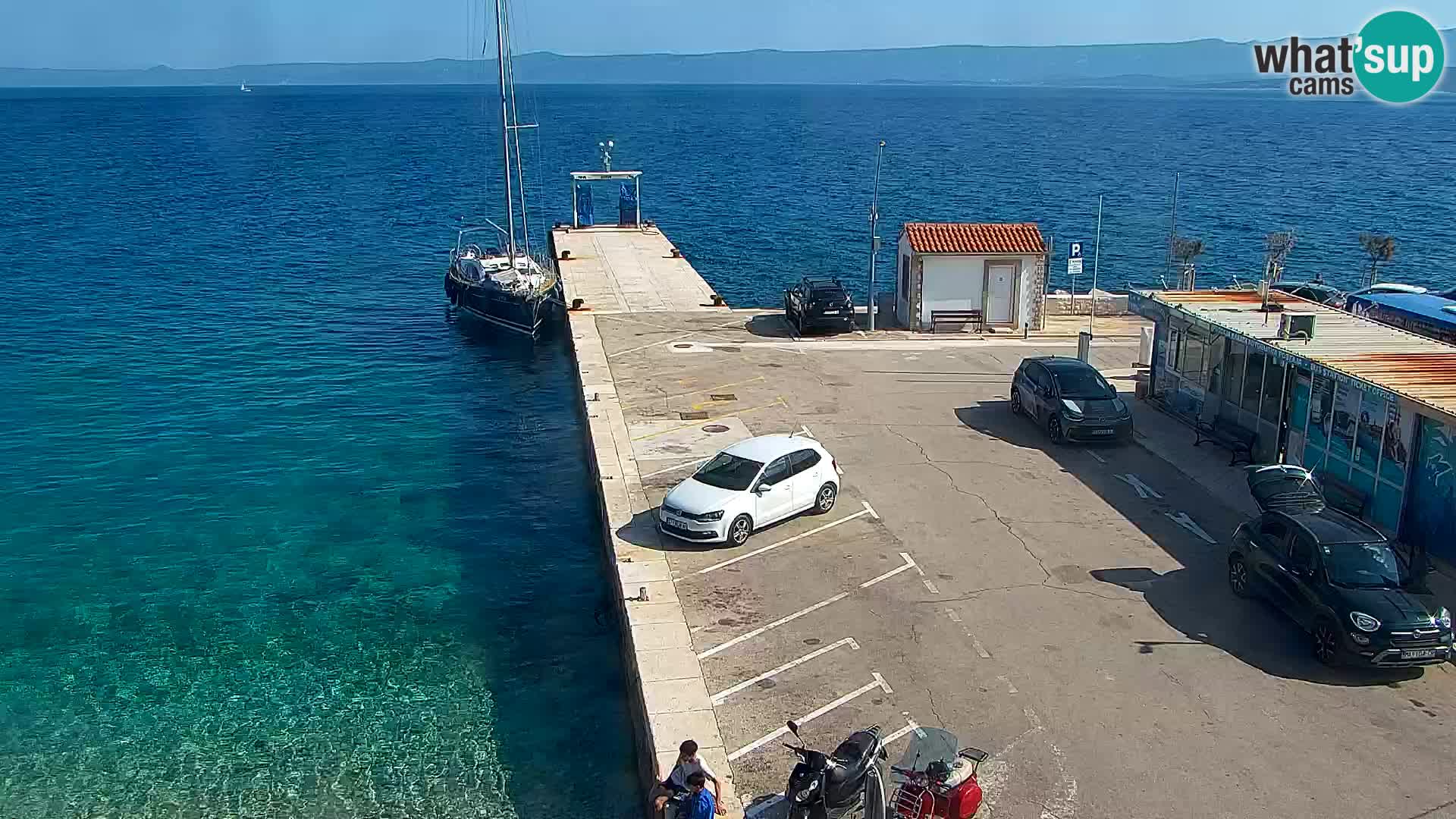 Webcam Bol Town Center & Marina – Live View from Bol, Brač
