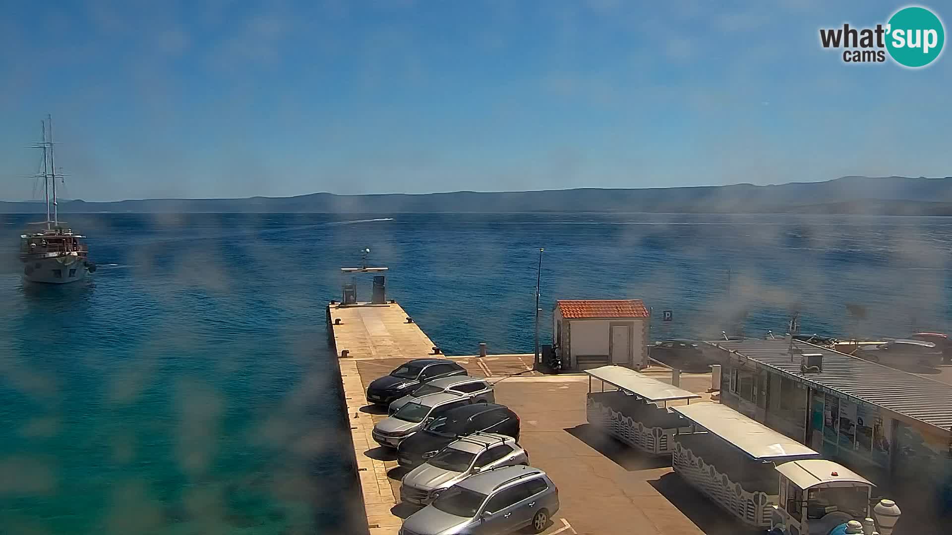 Webcam Bol Centro e Marina – Vista live dal porto di Bol