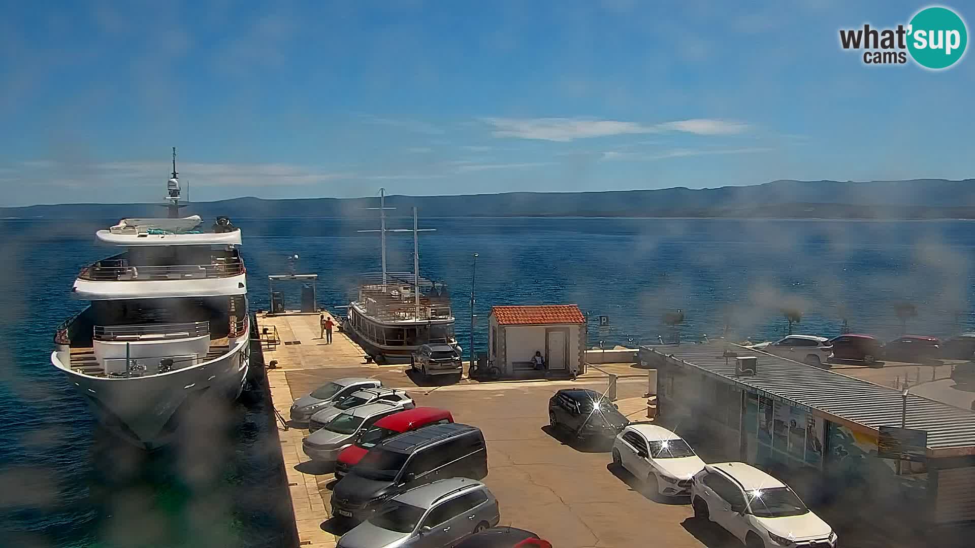 Webcam Bol Town Center & Marina – Live View from Bol, Brač