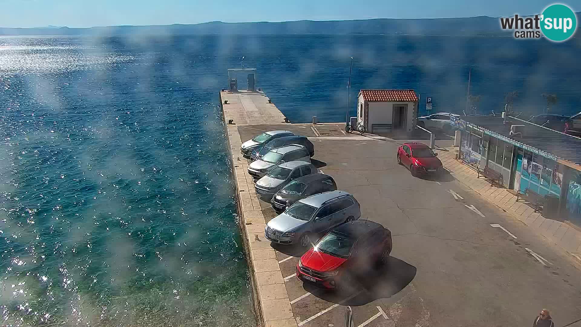 Webcam Bol Centro e Marina – Vista live dal porto di Bol