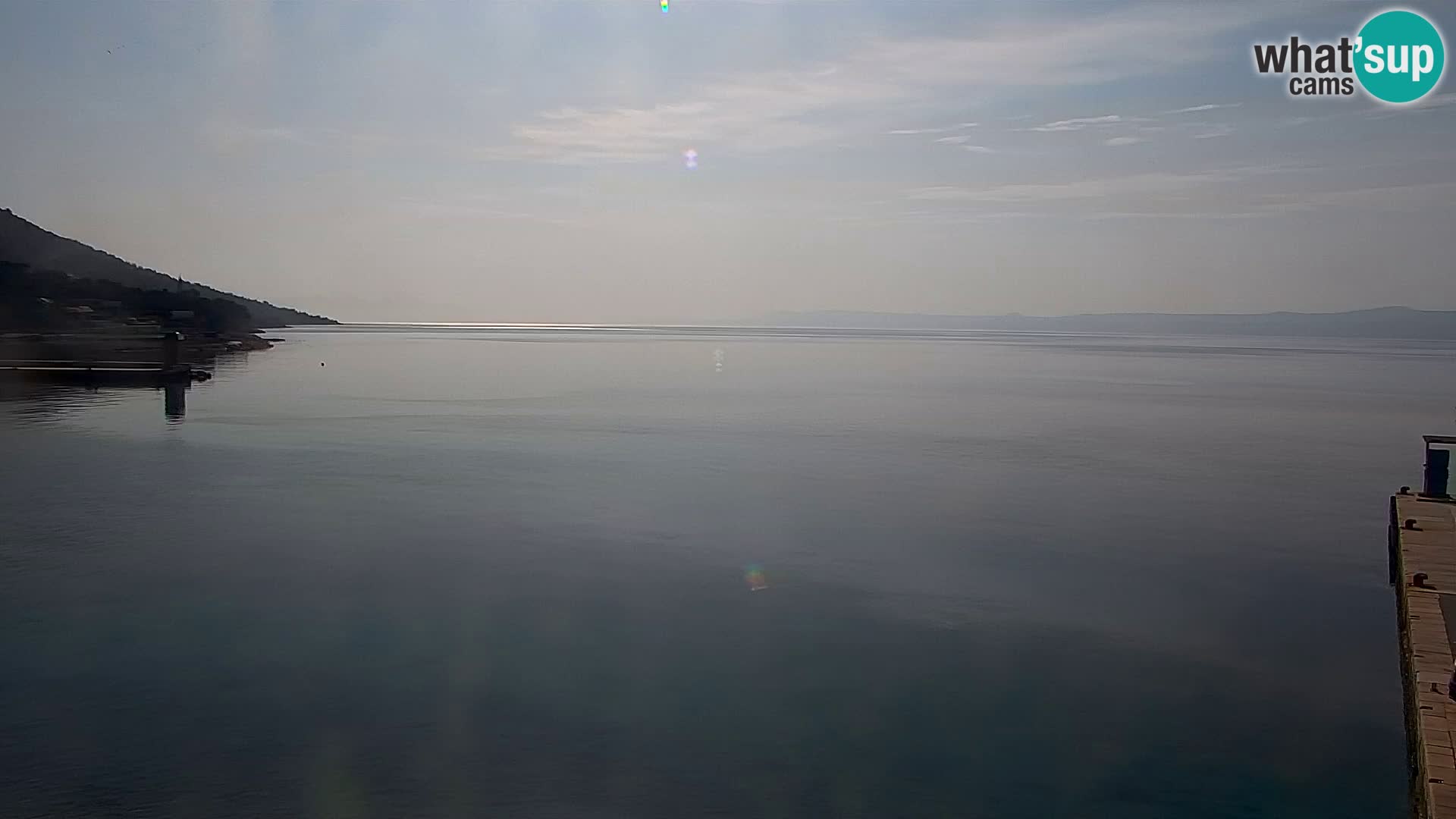 Web kamera Bol – Centar mjesta i marina | Pogled uživo