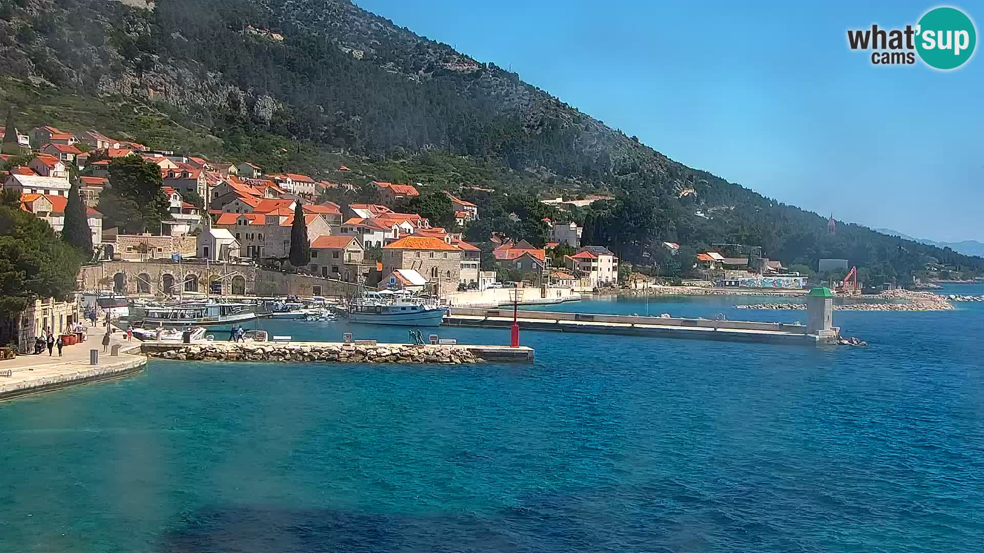 Webcam Bol Hafen & Ortszentrum – Liveblick aus Bol auf der Insel Brač